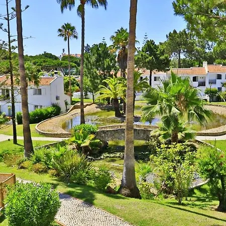 빌라 Vale Do Lobo 899 - 3 Bedroom - Great Pool Area - Perfect For Families 파로