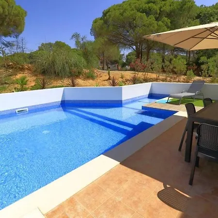 Vale Do Lobo 899 - 3 Bedroom - Great Pool Area - Perfect For Families 빌라
